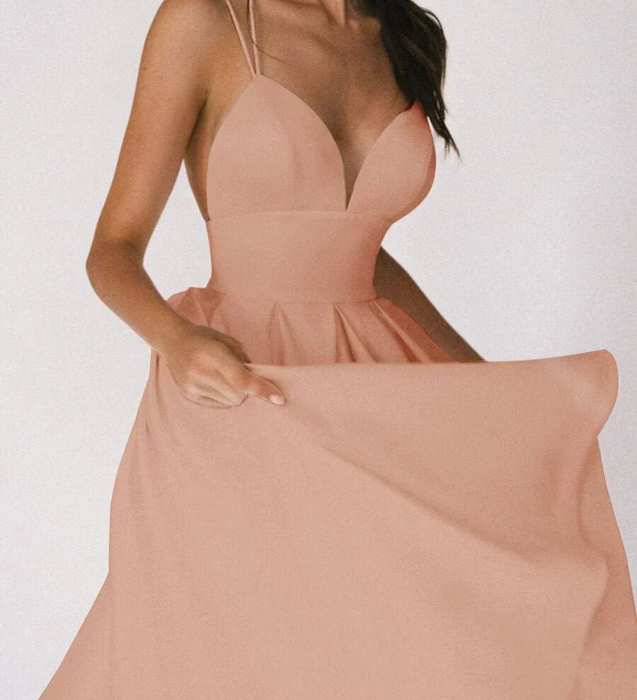 Elara - Elegancka Minimalistyczna Sukienka