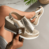 Baylie - Stylowe Sandały w Kolorze Metalicznym