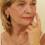 Éléonore™ – Złota elegancja na każdą okazję